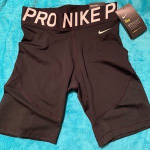 Women’s Nike pro shorts